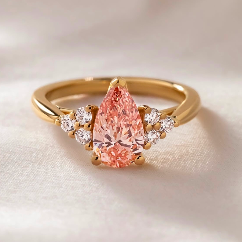 Name-Orbit Halo Split Pavé